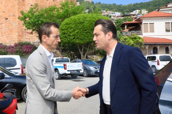 Alanya Kaymakamı Sn. Şakir Öner ÖZTÜRK' ün Alanya Liman Başkanlığını Ziyareti